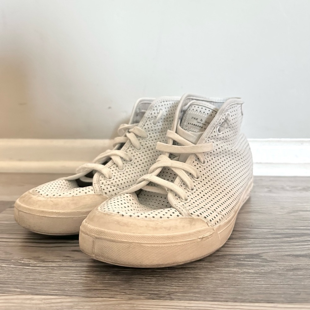 RAG & BONE - STANDARD ISSUE HIGH TOP SNEAKERS - WHITE PERFORATED LEATHER - 40